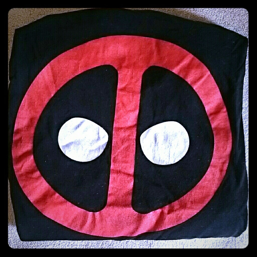 Marvel Deadpool Shirt